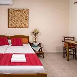 Coastal Apartments - Cozy Seaside Stay In Volos Appartement *