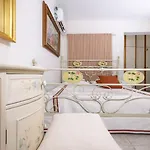Coastal Apartments - Cozy Seaside Stay In Volos Appartement