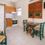 Coastal Apartments - Cozy Seaside Stay In Volos Appartement