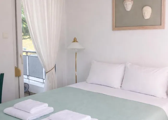 Coastal Apartments - Cozy Seaside Stay In Volos