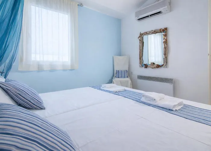 Coastal Apartments - Cozy Seaside Stay In Volos Apartman Vólosz