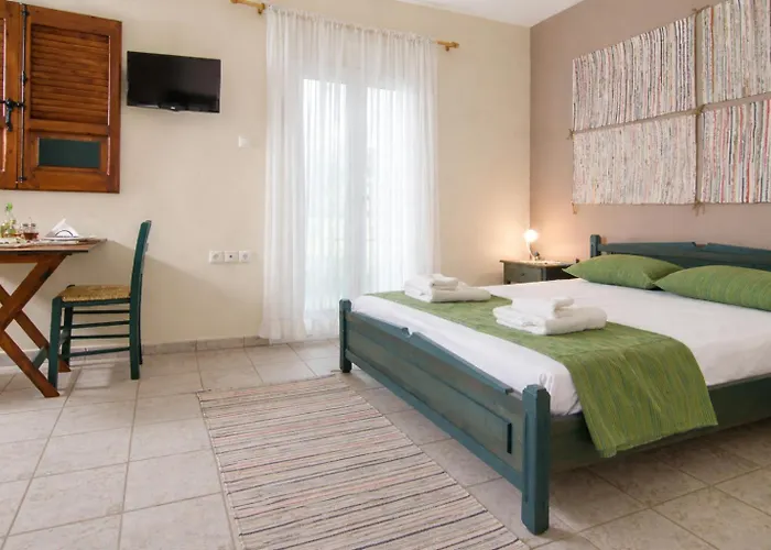 Coastal Apartments - Cozy Seaside Stay In Volos Apartman