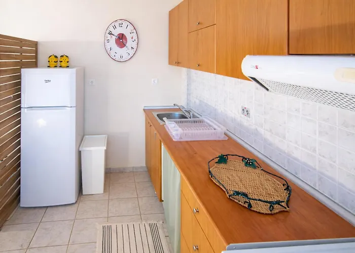 Coastal Apartments - Cozy Seaside Stay In Volos Vólosz