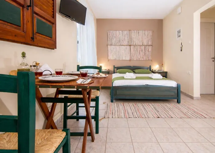 Coastal Apartments - Cozy Seaside Stay In Volos Apartman *