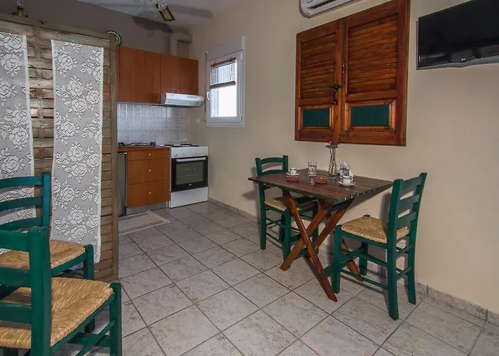 Apartman Coastal Apartments - Cozy Seaside Stay In Volos Vólosz