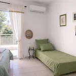 Coastal Apartments - Cozy Seaside Stay In Volos