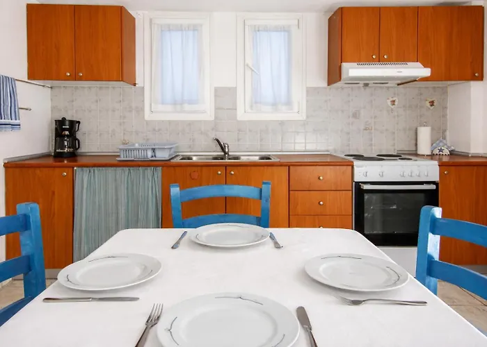 Coastal Apartments - Cozy Seaside Stay In Volos Апартаменты