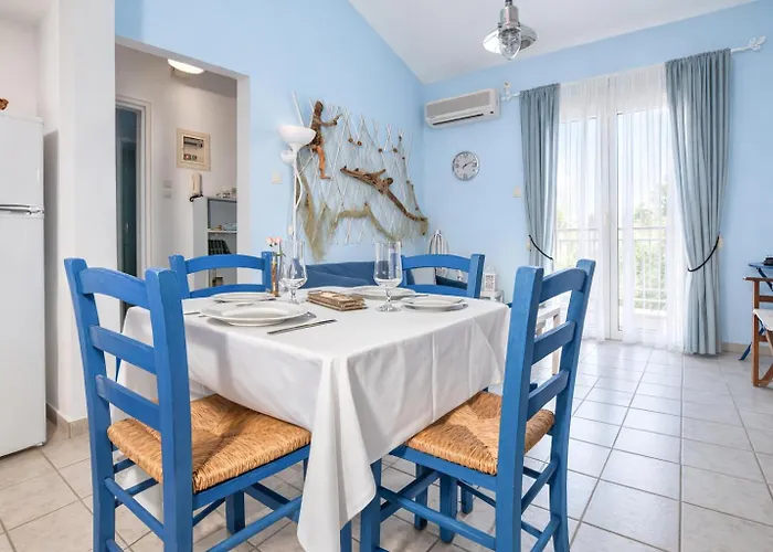 Coastal Apartments - Cozy Seaside Stay In Volos Апартаменты *