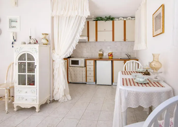 Coastal Apartments - Cozy Seaside Stay In Volos Апартаменты Волос