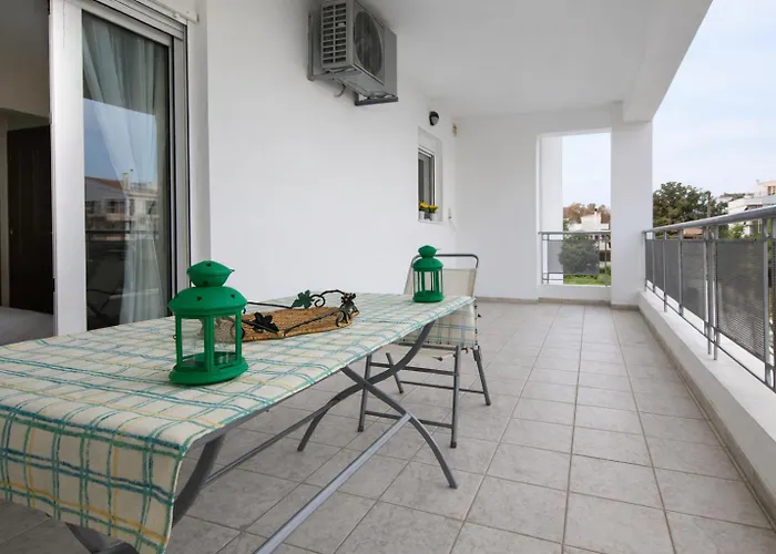 Coastal Apartments - Cozy Seaside Stay In Volos Апартаменты *