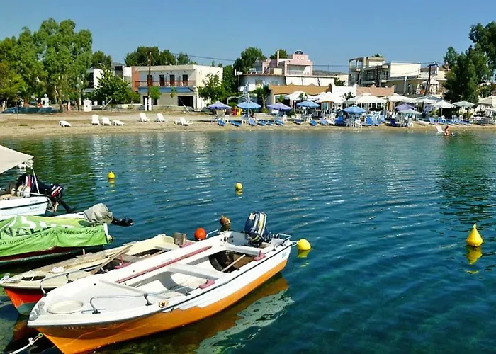 Апартаменты Coastal Apartments - Cozy Seaside Stay In Volos Волос