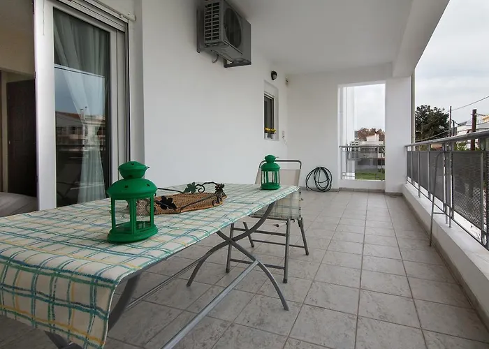 Apartment Coastal Apartments - Cozy Seaside Stay In Volos